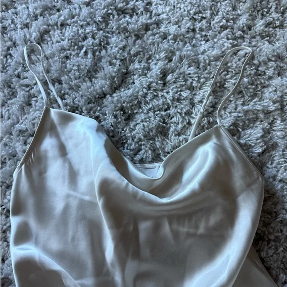 Fleur du Mal Elegant Cream Mini Dress - Picture 6 of 7